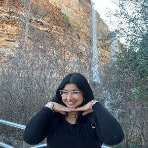 Meet your Posher, Joy